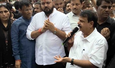 जावरा में स्मार्ट मीटर के खिलाफ लामबंद हुए उपभोक्ता, बिजली कंपनी कार्यालय का घेराव