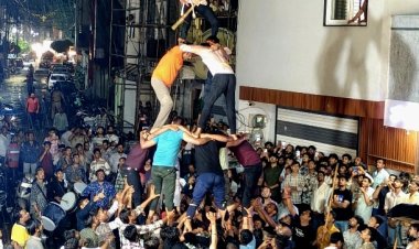 जावरा में श्री कृष्ण जन्माष्टमी की धूम, बारिश के बीच फूट रही माखन मटकियां