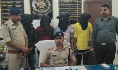 तंत्र-मंत्र के चक्कर में उलझाकर सोने-चांदी के जेवर चुराने वाले चार बदमाशों को पुलिस ने गिरफ्तार किया