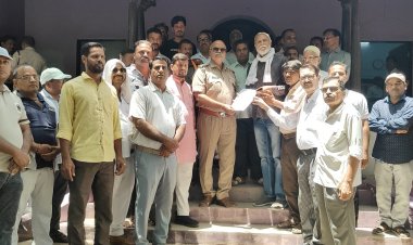 जावरा-उज्जैन ग्रीनफील्ड फोरलेन का लगातार विरोध कर रहे जन संघर्ष समिति के सदस्यों पर बाउंड ओवर की कार्रवाई, विरोध में ज्ञापन देने पहुंचे