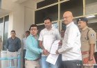 जीवन सिंह शेरपुर व डीपी धाकड़ के खिलाफ बिजली अधिकारी-कर्मचारियों ने खोला मोर्चा, ज्ञापन दिया